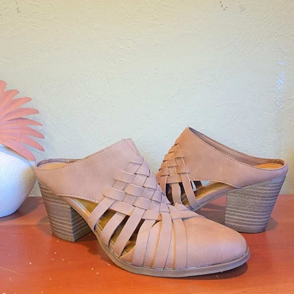 Universal Thread Aiden Huarache Heeled Blush Mules size 6.5 - Picture 2 of 7